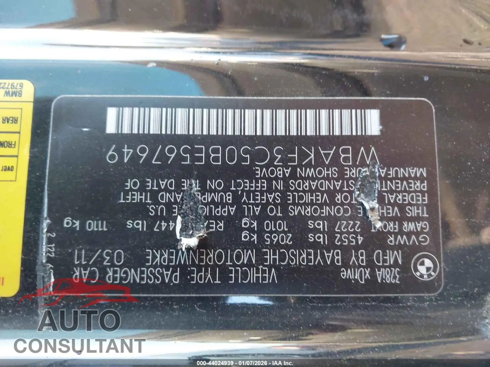 2011 BMW 328I Damaged VIN WBAKF3C50BE567649 – trunk area