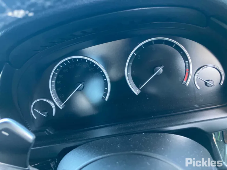 2018 BMW X5 Damaged VIN WBAKS420300V24568 – dashboard