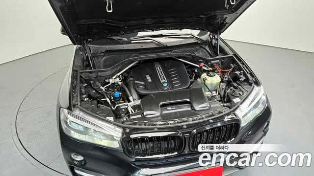 2018 BMW X6 (F16) xDrive 30d Sold VIN WBAKV2100J0Y39245 – undercarriage