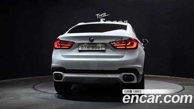 2017 BMW X6 (F16) xDrive 30d Sold VIN WBAKV210XH0V44406 – trunk area