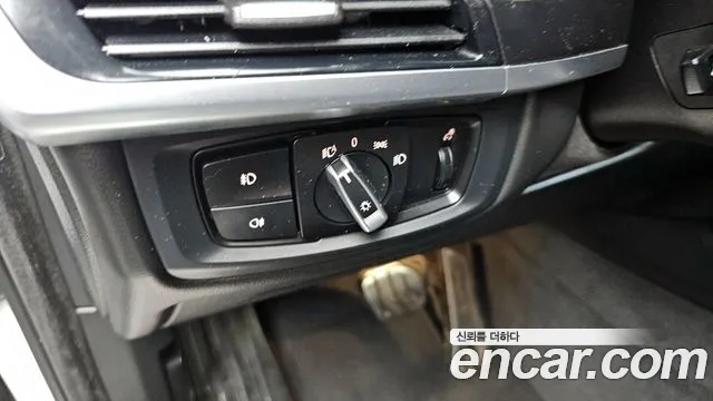 2018 BMW X6 (F16) xDrive 30d Sold VIN WBAKV210XJ0Y39172 – engine bay