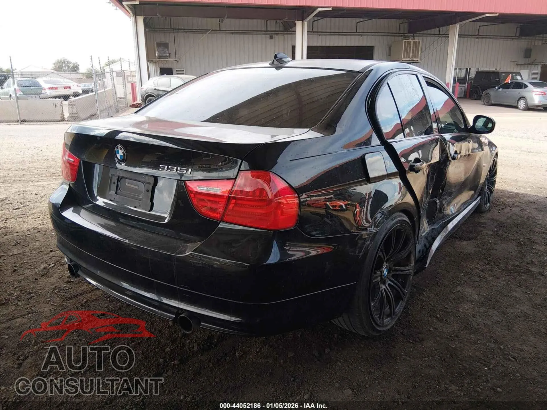 2011 BMW 335I Damaged VIN WBAPM5C56BE577335 – dashboard