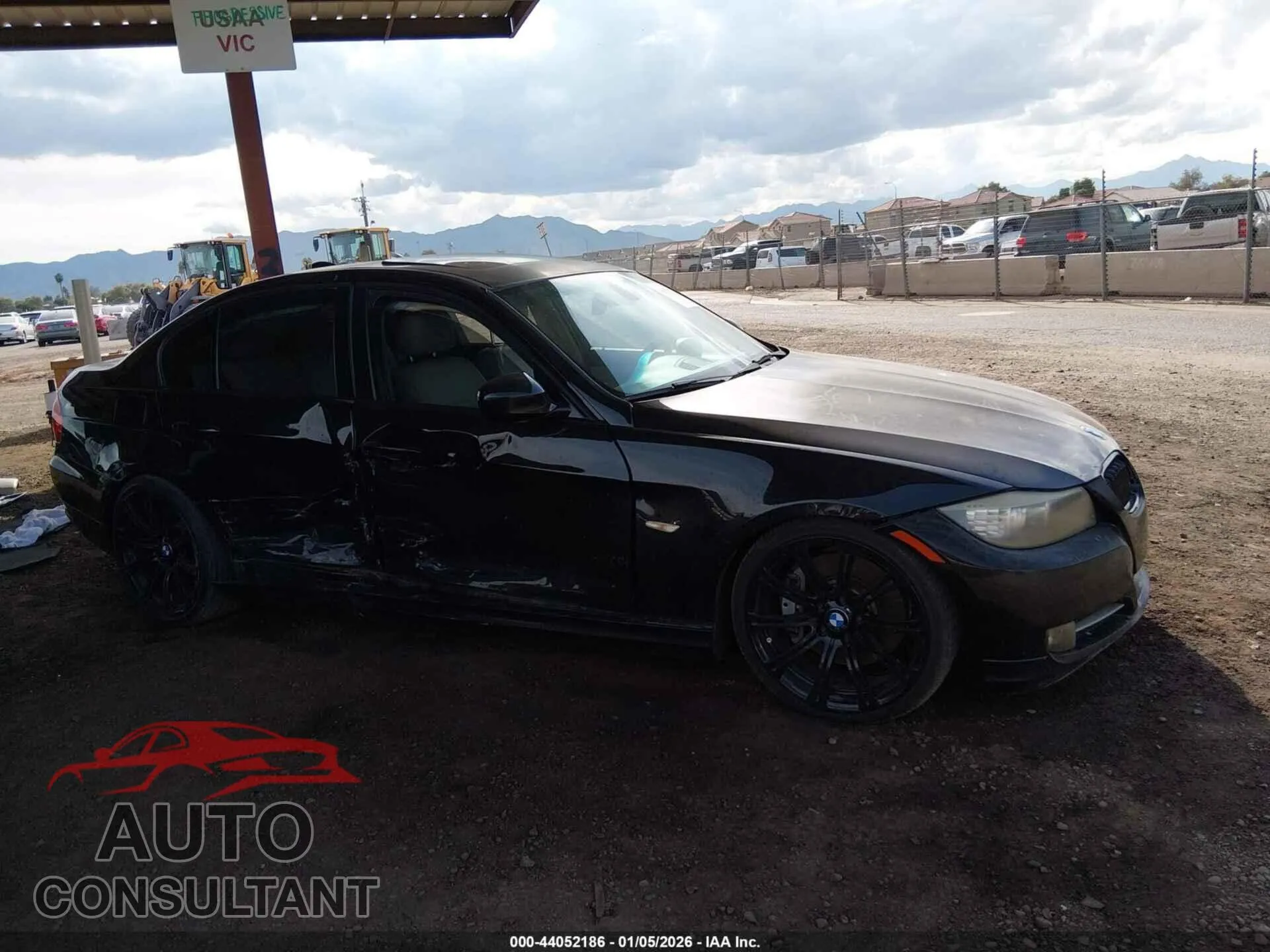 2011 BMW 335I Damaged VIN WBAPM5C56BE577335 – engine bay