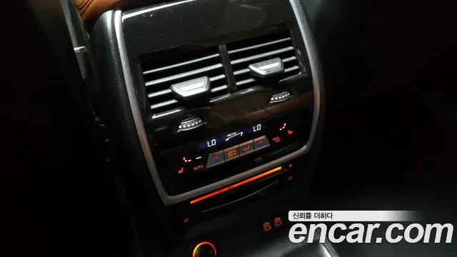 2021 BMW X7 (G07) xDrive 40d Design Pure Excellence 6-Seater Sold VIN WBATB4105M9H86621 – exterior detail