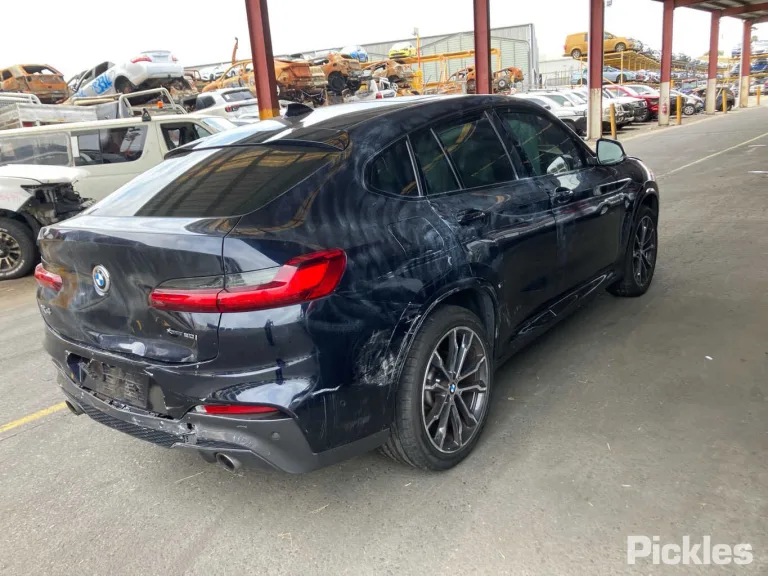 2019 BMW X4 Damaged VIN WBAUJ12070LA94605 – photo 11 2019 BMW X4 Damaged VIN WBAUJ12070LA94605 – photo 11