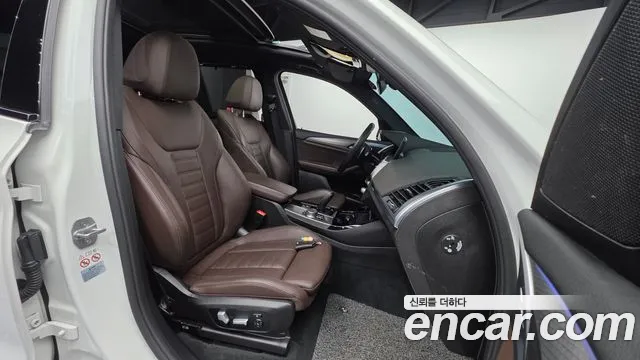 2020 BMW X3 (G01) xDrive 20d M Sport Sold VIN WBAUZ3107L9D34064 – engine bay 2020 BMW X3 (G01) xDrive 20d M Sport Sold VIN WBAUZ3107L9D34064 – engine bay