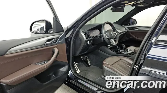 2020 BMW X3 (G01) xDrive 20d M Sport Sold VIN WBAUZ3109LLT05732 – trunk area