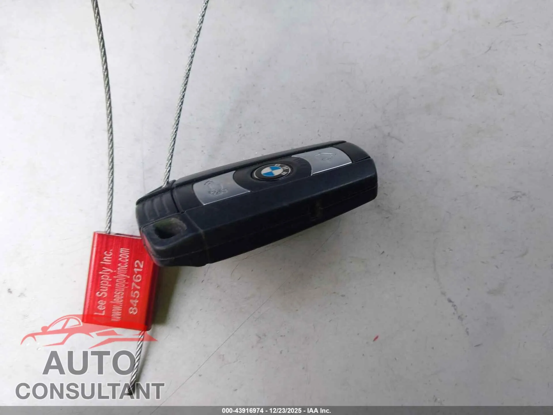 2014 BMW X1 Damaged VIN WBAVL1C52EVY15088 – photo 11