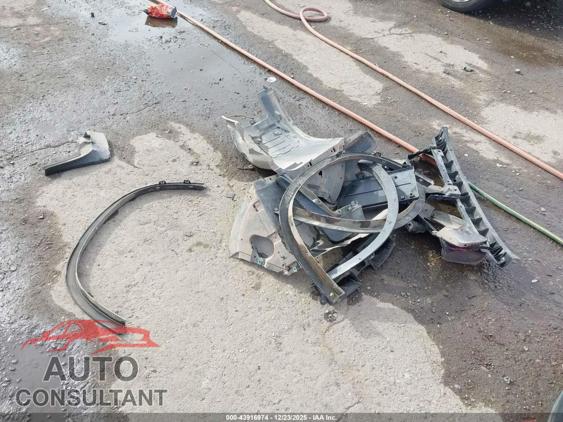 2014 BMW X1 Damaged VIN WBAVL1C52EVY15088 – photo 13