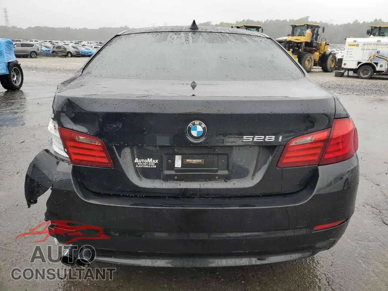 2013 BMW 5 SERIES Damaged VIN WBAXG5C54DD234653 – engine bay