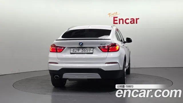 2017 BMW X4 (F26) xDrive20d SAC Edition Sold VIN WBAXX1103H0W06125 – interior seats