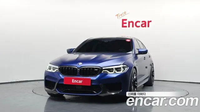 2019 BMW M5 (F90) M5 Sedan Sold VIN WBSJF0100KBS91584 – dashboard