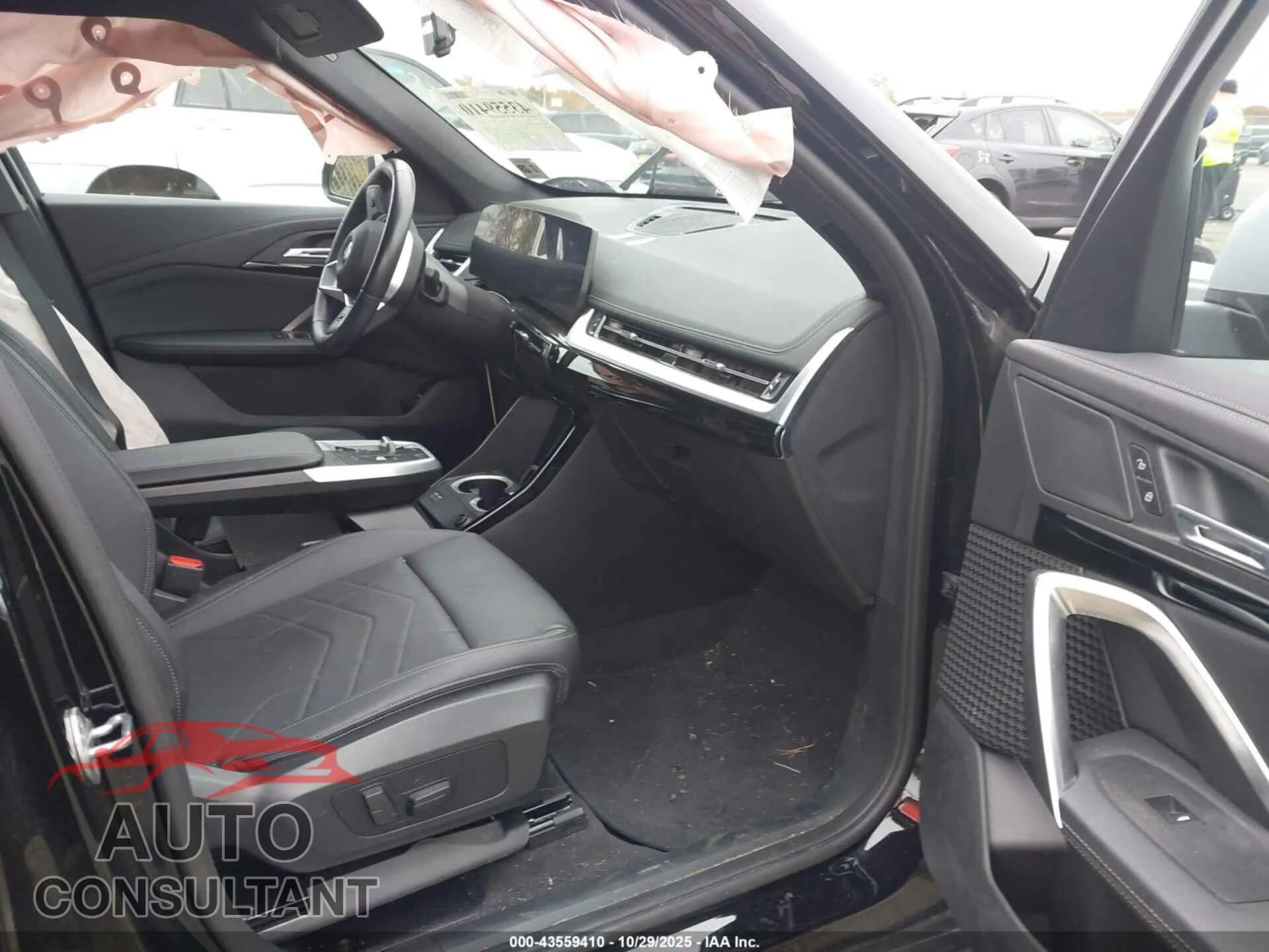 2024 BMW X1 Damaged VIN WBX73EF02R5Y44280 – interior seats 2024 BMW X1 Damaged VIN WBX73EF02R5Y44280 – interior seats
