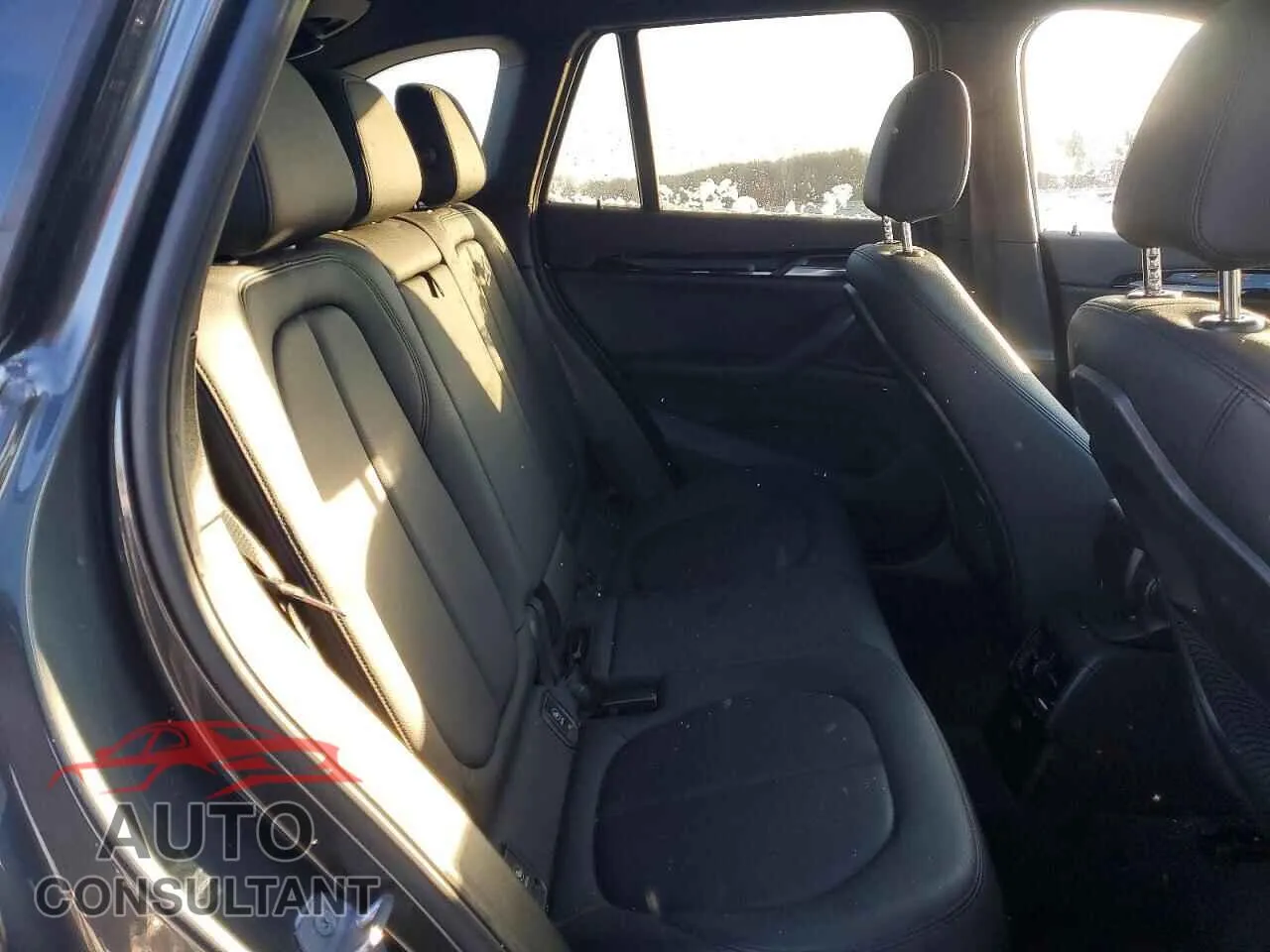 2016 BMW X1 Damaged VIN WBXHT3C30G5F64980 – photo 11 2016 BMW X1 Damaged VIN WBXHT3C30G5F64980 – photo 11