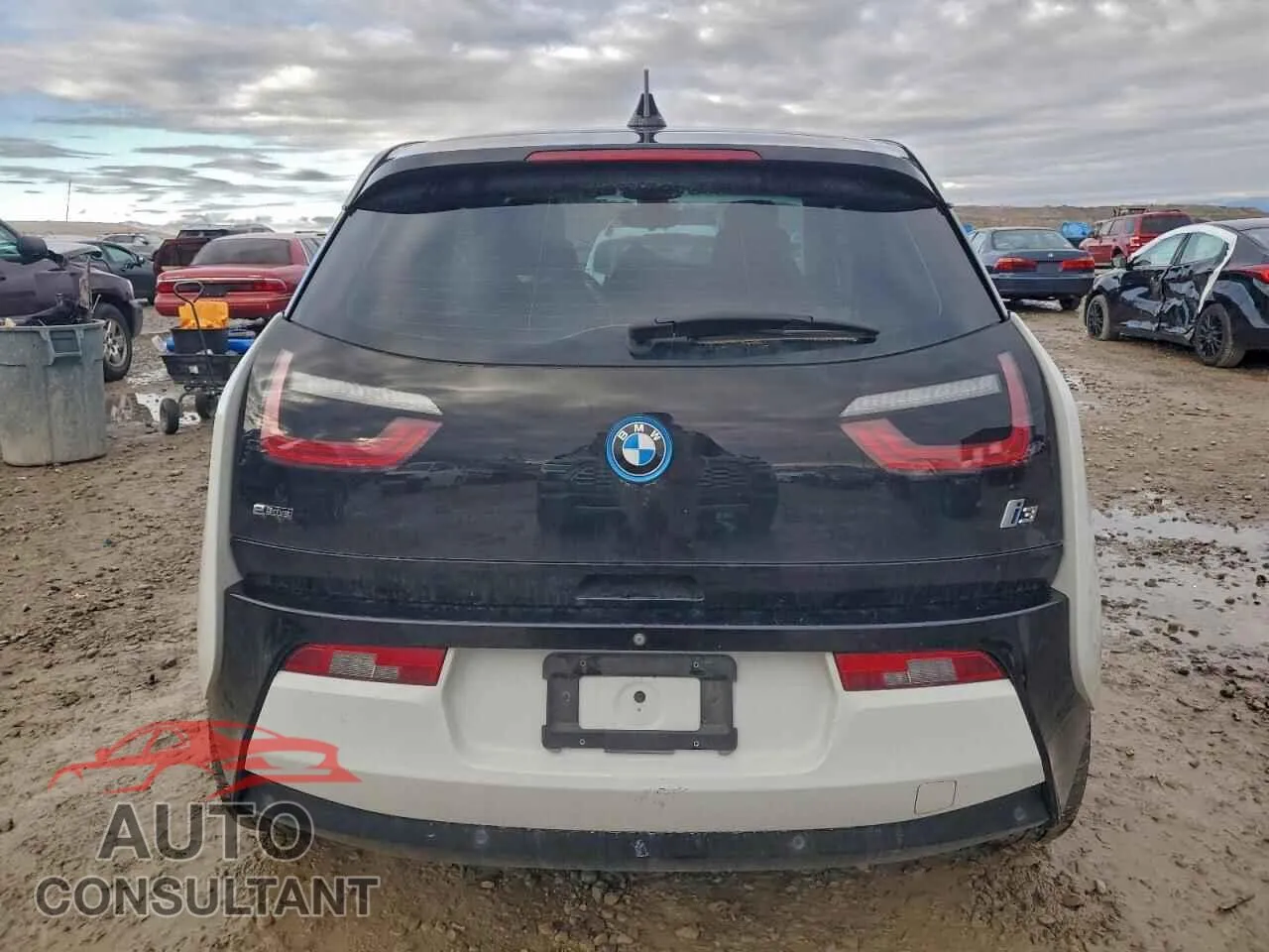 2017 BMW I SERIES Damaged VIN WBY1Z8C37HV891819 – engine bay