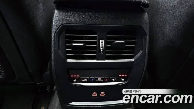 2024 BMW i4 eDrive40 M Sports Pro Sold VIN WBY71AW00RFR13116 – interior seats 2024 BMW i4 eDrive40 M Sports Pro Sold VIN WBY71AW00RFR13116 – interior seats