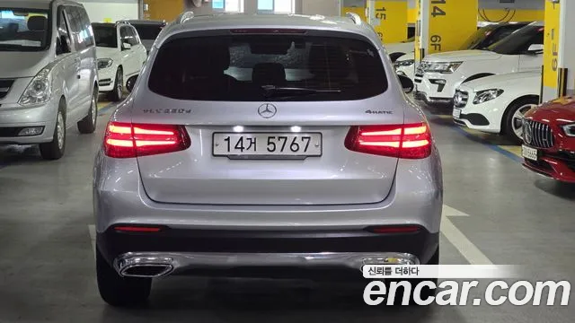 2018 Mercedes-Benz GLC-Class X253 GLC220 d 4MATIC Premium Sold VIN WDC0G0FB1JF381239 – interior seats