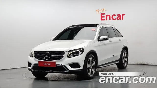 2017 Mercedes-Benz GLC-Class X253 GLC220 d 4MATIC Premium Sold VIN WDC0G0FB8HF229906 – exterior detail