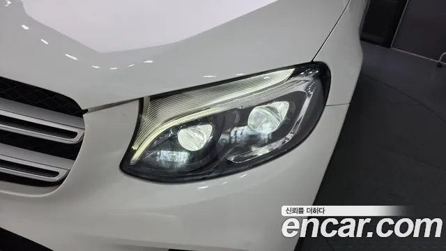 2019 Mercedes-Benz GLC-Class X253 GLC300 4MATIC AMG Line Sold VIN WDC0G4KB4KF667908 – undercarriage