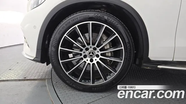 2019 Mercedes-Benz GLC-Class X253 GLC300 4MATIC AMG Line Sold VIN WDC0G4KB4KF667908 – photo 23