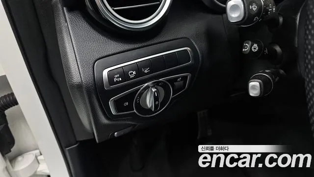 2019 Mercedes-Benz GLC-Class X253 GLC300 4MATIC AMG Line Sold VIN WDC0G4KBXKF631480 – photo 14