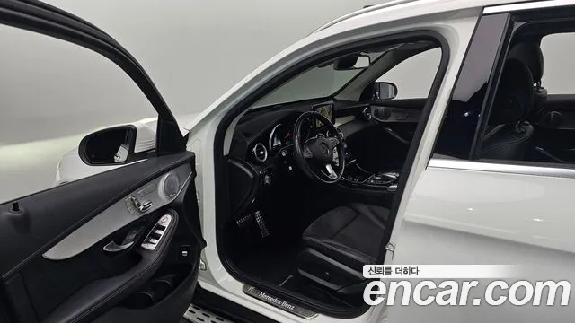 2019 Mercedes-Benz GLC-Class X253 GLC300 4MATIC AMG Line Sold VIN WDC0G4KBXKF631480 – photo 26