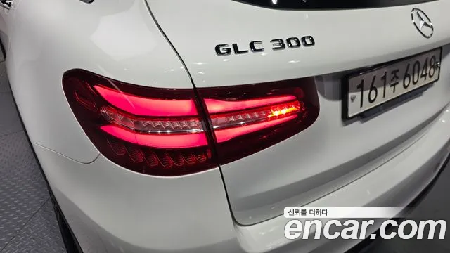 2019 Mercedes-Benz GLC-Class X253 GLC300 4MATIC AMG Line Sold VIN WDC0G4KBXKF631480 – photo 29