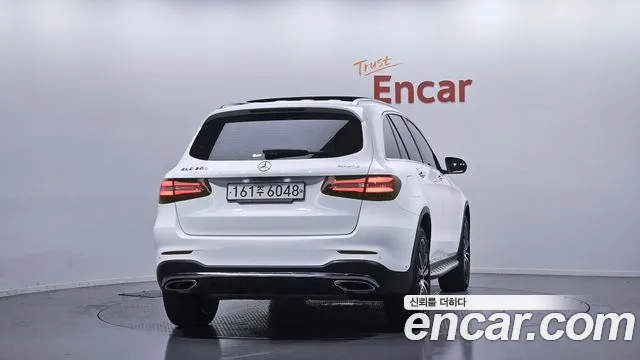 2019 Mercedes-Benz GLC-Class X253 GLC300 4MATIC AMG Line Sold VIN WDC0G4KBXKF631480 – photo 30