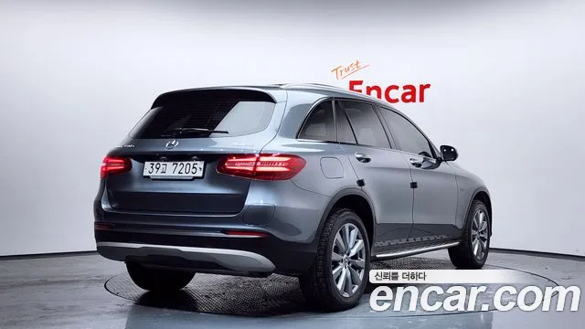 2019 Mercedes-Benz GLC-Class X253 GLC350e 4MATIC Premium Sold VIN WDC0G5EB0KF508711 – photo 17 2019 Mercedes-Benz GLC-Class X253 GLC350e 4MATIC Premium Sold VIN WDC0G5EB0KF508711 – photo 17