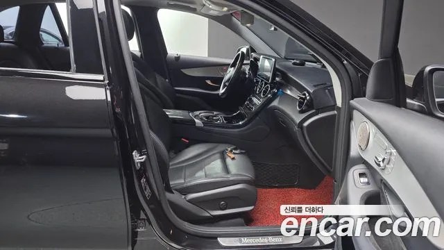 2019 Mercedes-Benz GLC-Class X253 GLC350e 4MATIC Premium Sold VIN WDC0G5EB111111111 – photo 29