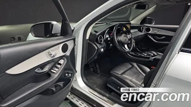 2019 Mercedes-Benz GLC-Class X253 GLC350e 4MATIC Premium Sold VIN WDC0G5EB1KF661159 – odometer reading