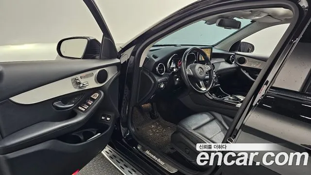 2019 Mercedes-Benz GLC-Class X253 GLC350e 4MATIC Premium Sold VIN WDC0G5EBXKF552697 – photo 18 2019 Mercedes-Benz GLC-Class X253 GLC350e 4MATIC Premium Sold VIN WDC0G5EBXKF552697 – photo 18