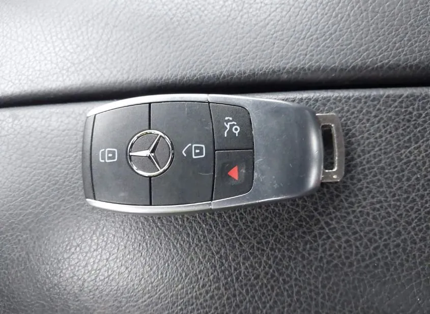 2020 MERCEDES-BENZ GLC-Class Used VIN WDC0G6EB0LF732424 – side profile