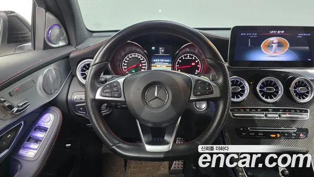 2017 Mercedes-Benz GLC-Class X253 AMG GLC43 4MATIC Sold VIN WDC0G6EB9HF186195 – interior seats
