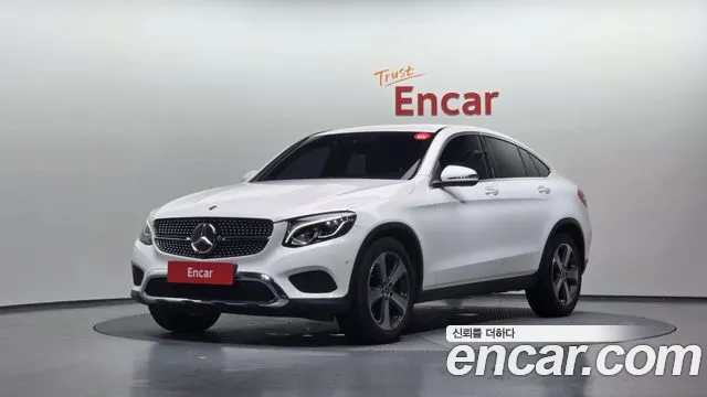 2019 Mercedes-Benz GLC-Class X253 GCL300 4MATIC Coupe Sold VIN WDC0J4KB0KF514606 – trunk area