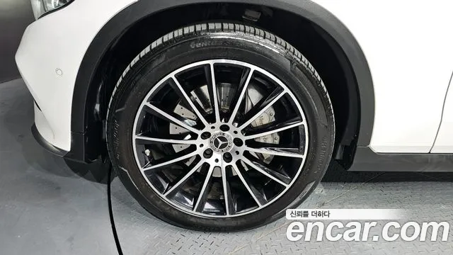 2019 Mercedes-Benz GLC-Class X253 GLC300 4MATIC AMG Line Coupe VIN WDC0J4KB6KF668897