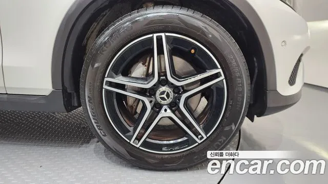 2019 Mercedes-Benz GLC-Class X253 GCL300 4MATIC Coupe Sold VIN WDC0J4KBXKF519716 – photo 23
