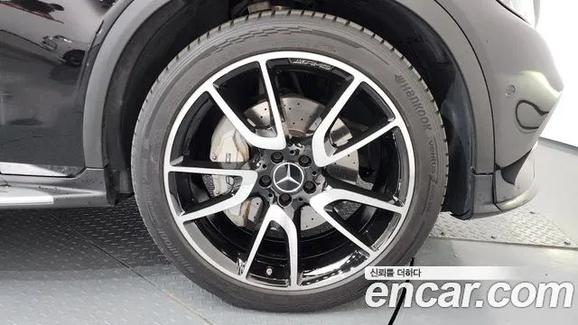2019 Mercedes-Benz GLC-Class X253 AMG GLC43 4MATIC Coupe Sold VIN WDC0J6EB0KF589944 – exterior detail