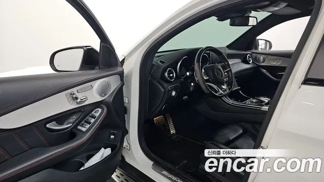 2019 Mercedes-Benz GLC-Class X253 AMG GLC43 4MATIC Coupe Sold VIN WDC0J6EBXKF507718 – interior seats
