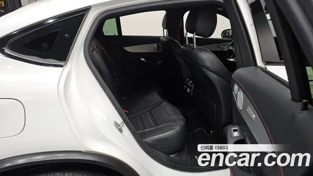 2019 Mercedes-Benz GLC-Class X253 AMG GLC43 4MATIC Coupe Sold VIN WDC0J6EBXKF507718 – trunk area