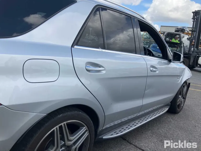 2014 Mercedes-Benz M-Class Damaged VIN WDC1660742A389719 – photo 16 2014 Mercedes-Benz M-Class Damaged VIN WDC1660742A389719 – photo 16