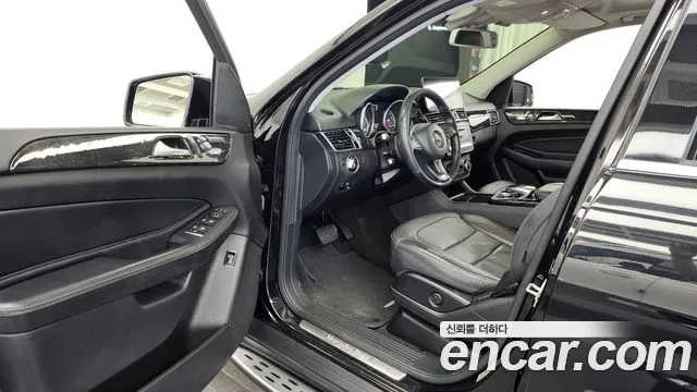 2017 Mercedes-Benz GLE-Class W166 GLE350 d 4MATIC Sold VIN WDCDA2EB8HA848289 – side profile