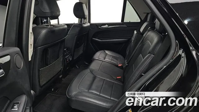2017 Mercedes-Benz GLE-Class W166 GLE350 d 4MATIC Sold VIN WDCDA2EB8HA907986 – engine bay 2017 Mercedes-Benz GLE-Class W166 GLE350 d 4MATIC Sold VIN WDCDA2EB8HA907986 – engine bay