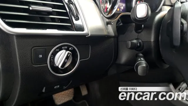 2018 Mercedes-Benz GLE-Class W166 GLE350 d 4MATIC Sold VIN WDCDA2EB8JB114123 – engine bay 2018 Mercedes-Benz GLE-Class W166 GLE350 d 4MATIC Sold VIN WDCDA2EB8JB114123 – engine bay