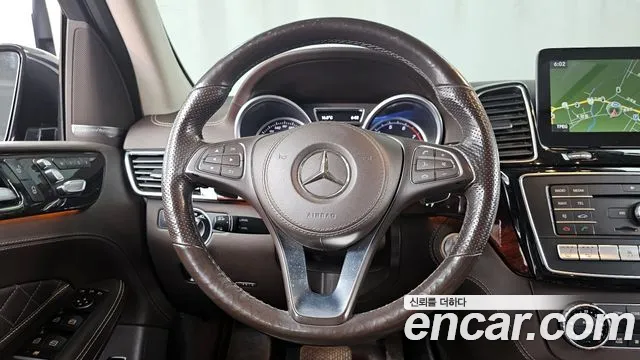 2017 Mercedes-Benz GLS-Class X166 GLS500 4MATIC Sold VIN WDCDF7DE5HA887321 – exterior detail