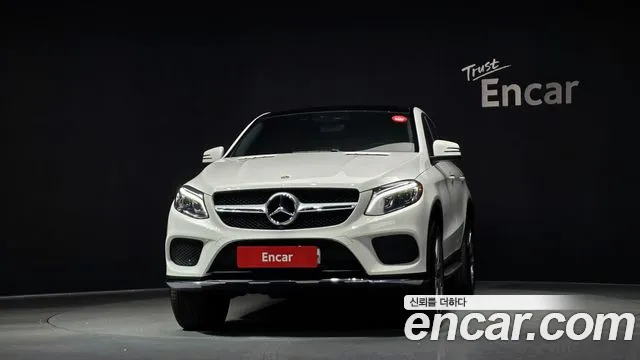 2018 Mercedes-Benz GLE-Class W166 GLE350 d 4MATIC Coupe Sold VIN WDCED2EB2JA096722 – interior seats