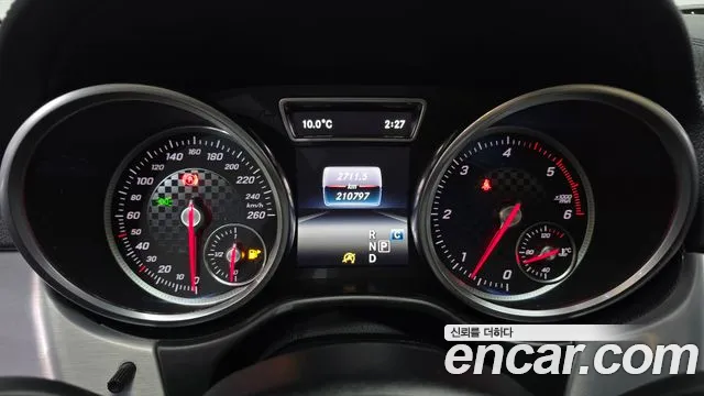 2017 Mercedes-Benz GLE-Class W166 GLE350 d 4MATIC Coupe Sold VIN WDCED2EB6HA053186 – dashboard