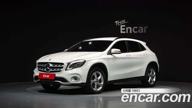 2019 Mercedes-Benz GLA-Class X156 GLA220 Sold VIN WDCTG4FB5KJ553937 – dashboard 2019 Mercedes-Benz GLA-Class X156 GLA220 Sold VIN WDCTG4FB5KJ553937 – dashboard