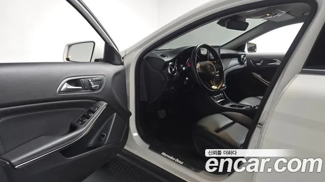 2019 Mercedes-Benz Gla-Class X156 Gla220 Sold VIN WDCTG4FB7KJ623146 – front exterior