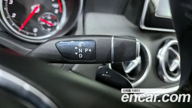 2018 Mercedes-Benz GLA-Class X156 GLA220 Sold VIN WDCTG4FB9JJ397125 – exterior detail 2018 Mercedes-Benz GLA-Class X156 GLA220 Sold VIN WDCTG4FB9JJ397125 – exterior detail